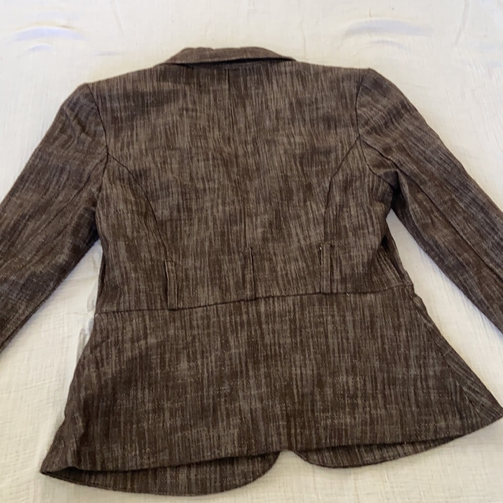Blazer - Picture 3 of 3